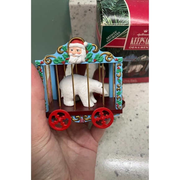 Hallmark keepsake ornament polar circus wagon - Picture 2 of 6